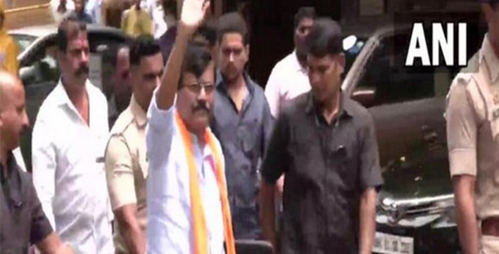 ed-to-produce-arrested-sanjay-raut-in-court-today
