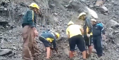 bodies-of-five-pilgrims-recovered-from-char-dham-highway-landslide