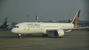 passengers-bid-adieu-to-vistara-airlines-‘india’s-finest’-as-operations-end