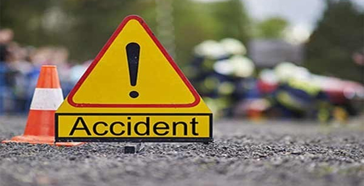 maharashtra-10-killed-as-luxury-bus-enroute-to-shirdi-collides-with-truck