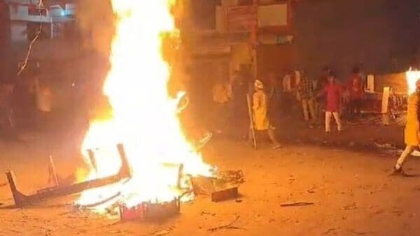 violence-erupts-in-bahraich-internet-suspended-as-mob-torches-hospital-and-shop