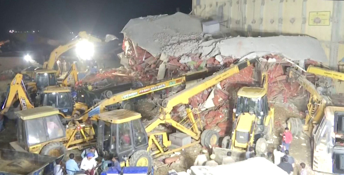 at-least-8-killed-11-rescued-after-potato-cold-storage-roof-collapse-in-up