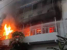 massive-fire-at-kolkata-hospital-claims-life-of-icu-patient