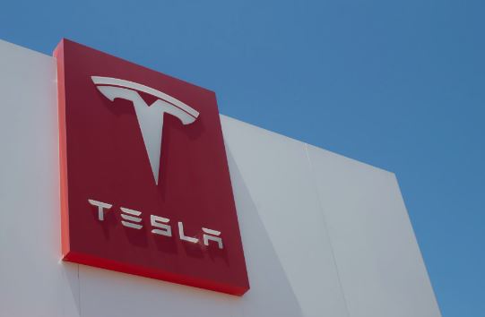 tesla-likely-to-set-up-manufacturing-unit-in-india-may-invest-3-5-billion