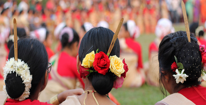 bihu dance Photos - PIXTA