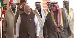 PM Narendra Modi Arrives in Kuwait for Two-Day Official Visit to Strengthen Defence, Security Ties