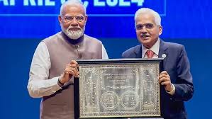 pm-narendra-modi-congratulates-rbi-governor-for-top-global-rating