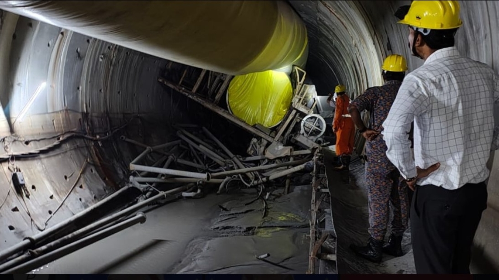 telangana-tunnel-collapse-eight-workers-trapped-army-joins-rescue-operation