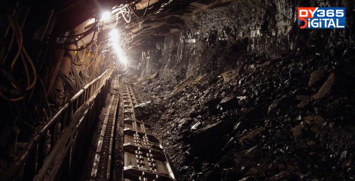 Meghalaya: Scientific coal miners must close pit heads within 1km radius, says Justice Katakey