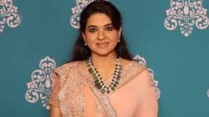 shaina-nc-joins-shiv-sena-after-eknath-shindes-nomination-offer-for-mumbadevi-s