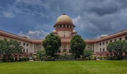 Supreme Court Issues Notice to Centre Over Obscene Content on YouTube, Calls for Ur..