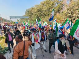 Haryana Police Clash with Farmers at Shambhu Border, Tear Gas Used as Protest Escal..